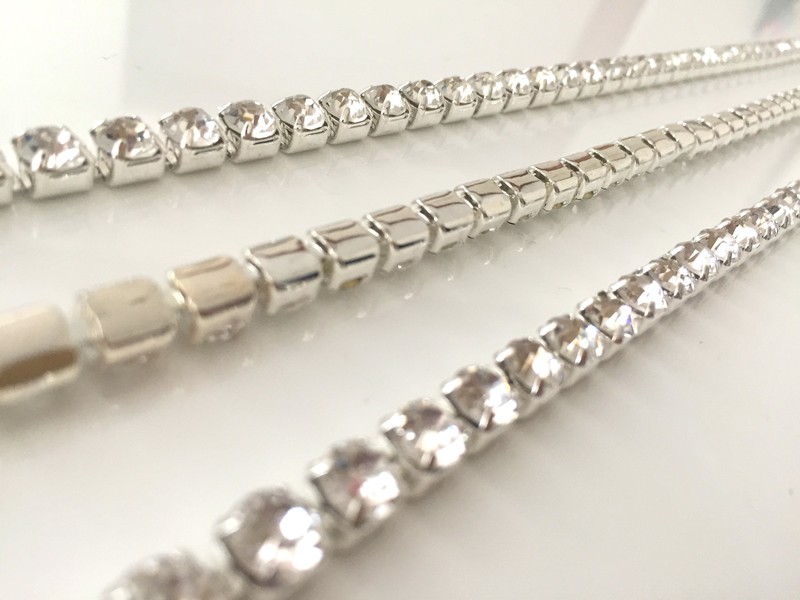 1 Metre Diamante/Crystal Chain Close Link Chain Silver A Quality Wedding Cake
