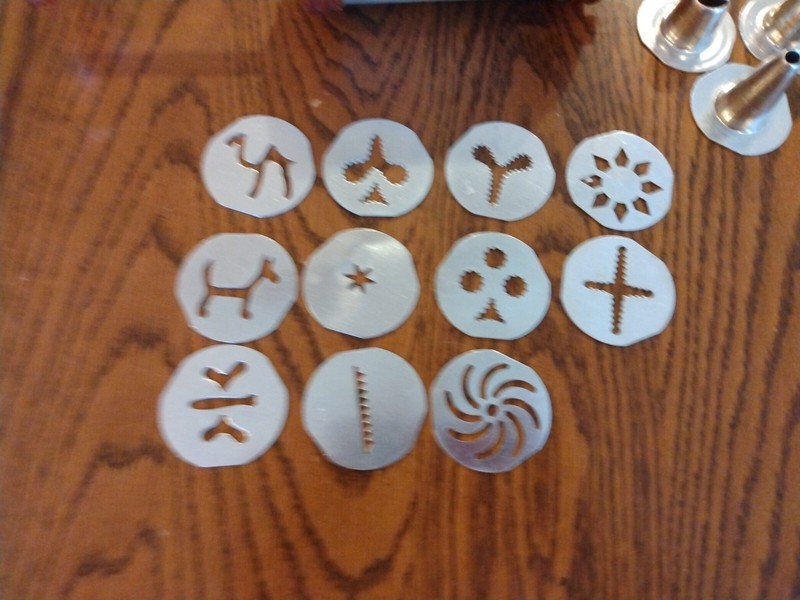 Mirro Cookie Pastry Press Vintage 3 Tips 11 Discs gallery
