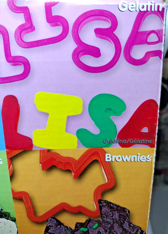 Wilton 101 Cookie Cutter Set VTG Letters Numbers Shapes Animals Sports NEW gallery