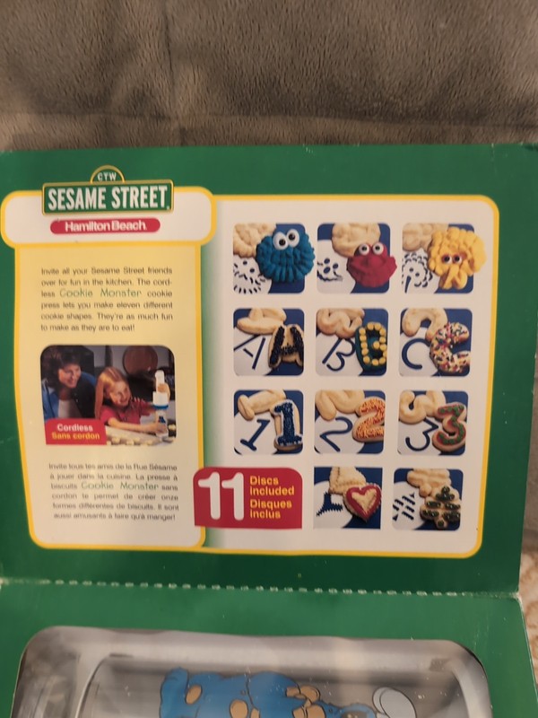 Vintage Hamilton Beach Sesame Street Cookie Monster Electric Cookie Press NOB gallery