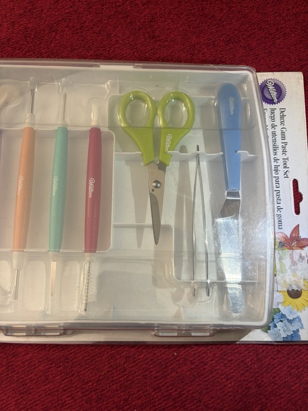 Wilton Deluxe Gum Paste Tool Set – NEW $15 OBO gallery