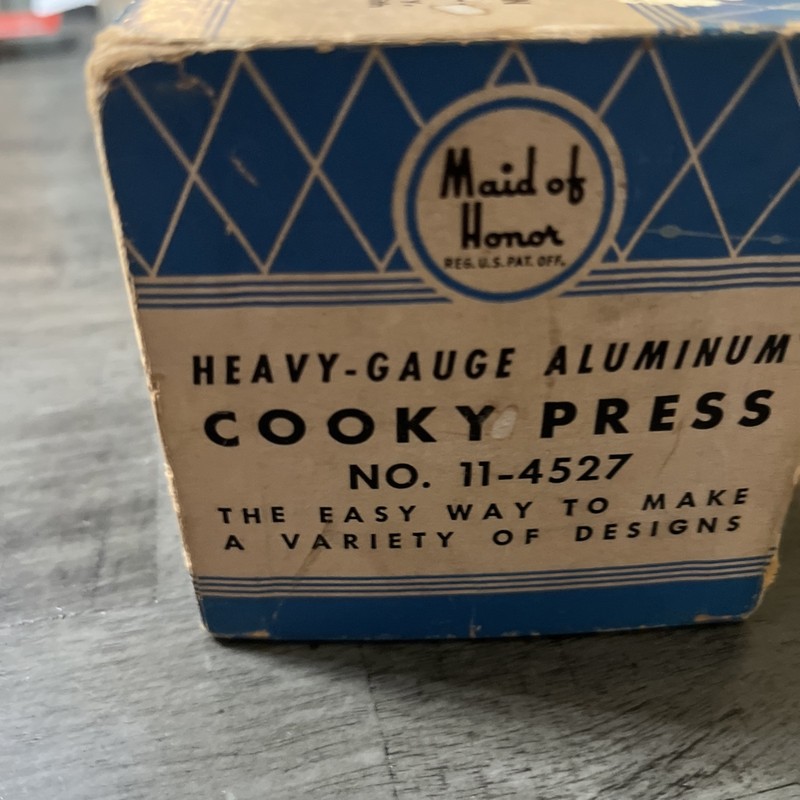Vintage 1940s Maid of Honor Cooky press In Original Box sold by Sears Roebuck gallery