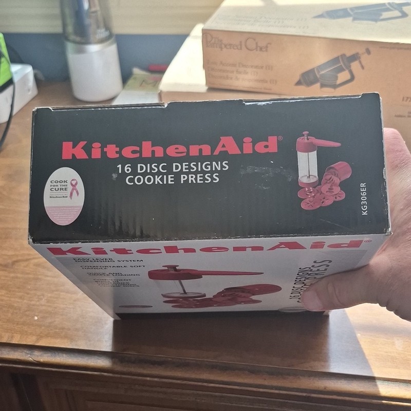 KitchenAid Cookie Press Set 16 Disc Designs Red Easy Lever Storage KG306ER gallery