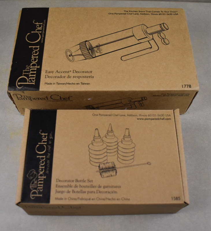 Pampered Chef Easy Accent Decorator 1778 & Bottle Set 1585- Both Complete