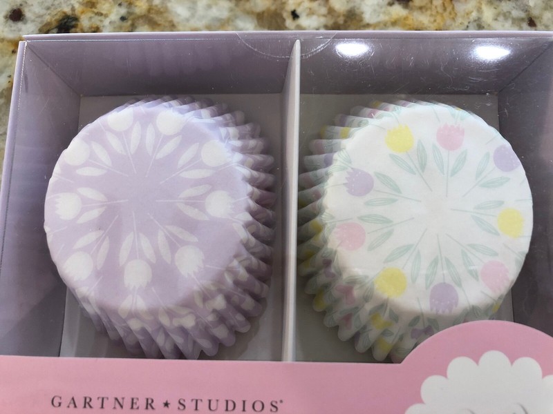 Gartner Studios Hoppy Treats 24 Cupcake Liners & Picks NIB gallery