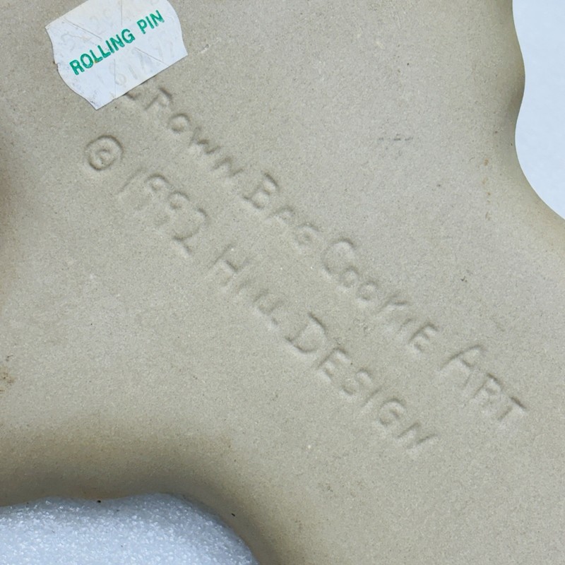 VTG‼ Brown Bag Cookie Art 1992 Santa Claus Holding Stars 7.5" Craft Cookie Mold gallery