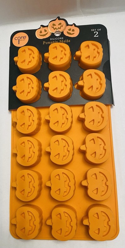 NEW Set of 2 Core Kitchen Silicone Pumpkin Jack O Lantern Molds – Chocolate/Bake