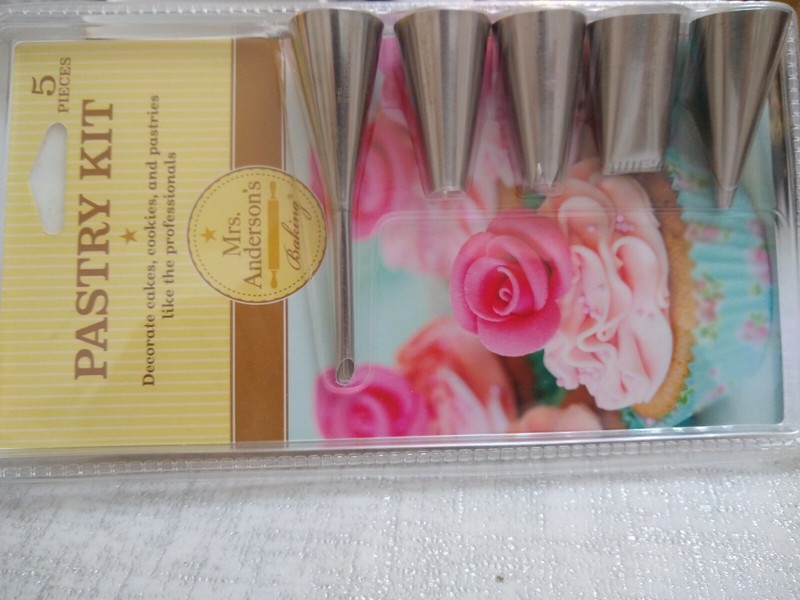 Mrs Anderson’s Pastry Cookie Cake Stainless Steel 5 Piece Baking Decorating tips