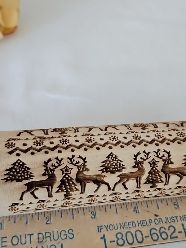 Christmas Holiday Designs Wooden Embossed Rolling Pin Pie Crust Cookies 15” gallery