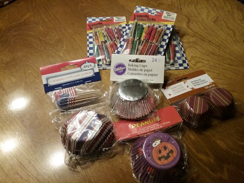 Baking Cups Standard & Mini & Picks Peanuts Patriotic Harvest Lot New 