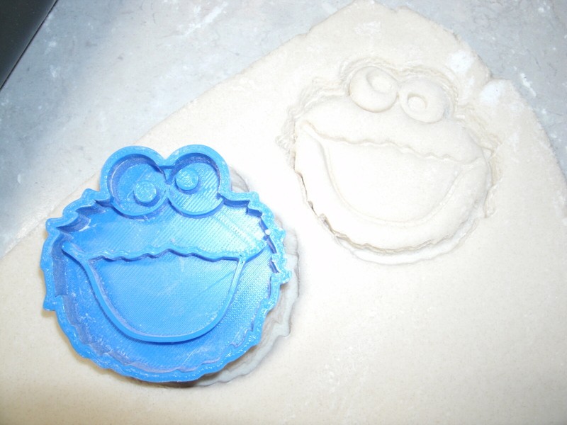 SESAME STREET ELMO COOKIE MONSTER BIG BIRD CHARACTERS COOKIE CUTTER USA PR1005 gallery