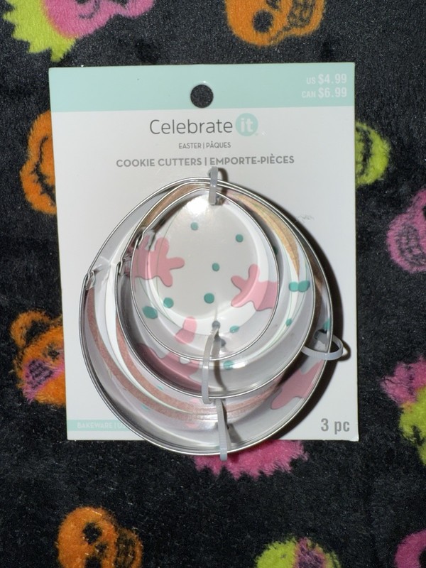 Lot of 4 sets Celebrate It Cookie Cutter sets 12 total NEW Bunny, Butterfly, egg gallery