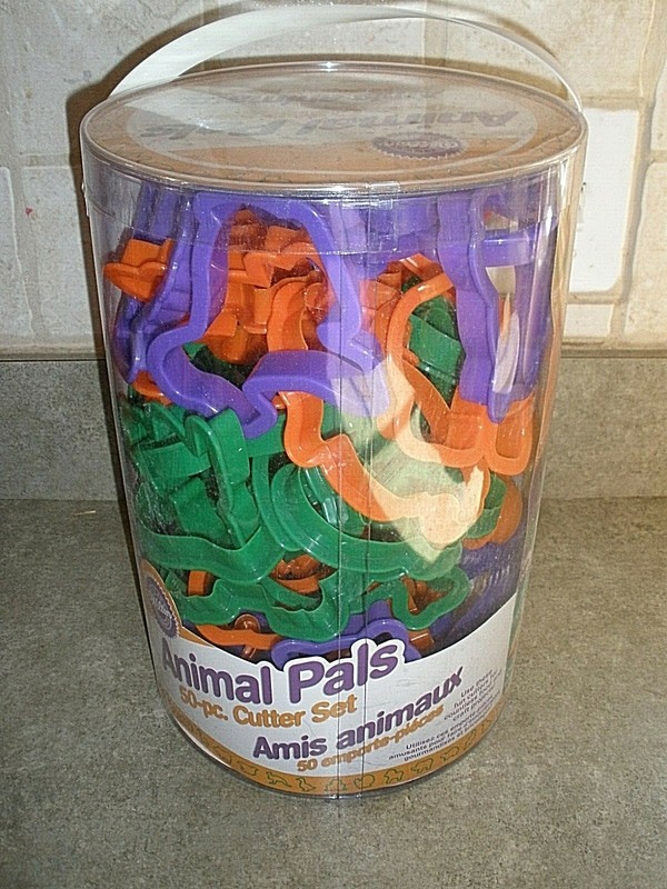 NEW Wilton Animal Pals 50 pc Cookie Cutter Animals Set