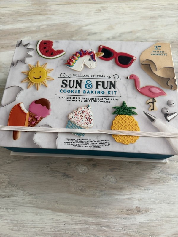 Williams Sonoma Boxed Sun & Fun Cookie Cutter Baking Kit 27 Piece Set
