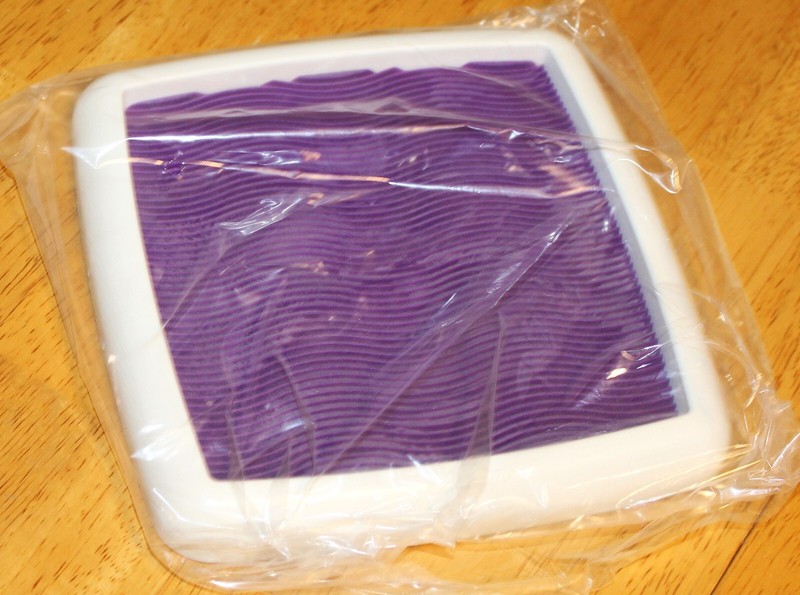 Wilton ~ STAMP CLEANING TRAY SET #1907-1039 - New - 2pc - Drying & Scrubber Tray gallery