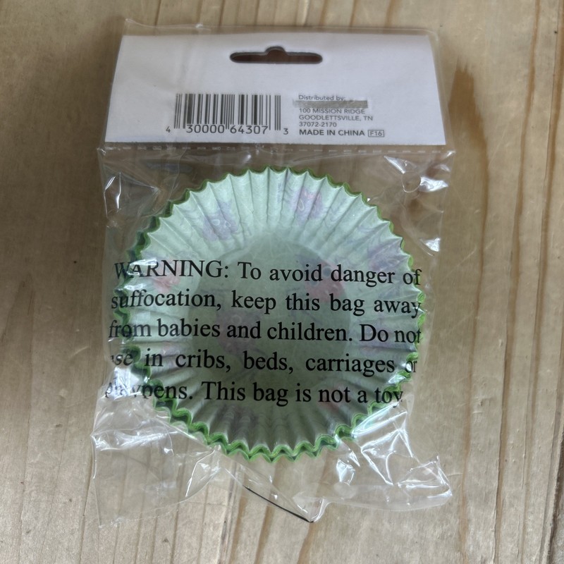 Halloween Baking Cups Picks Cupcake Liners 4x 50 Pack Spiders Bats gallery