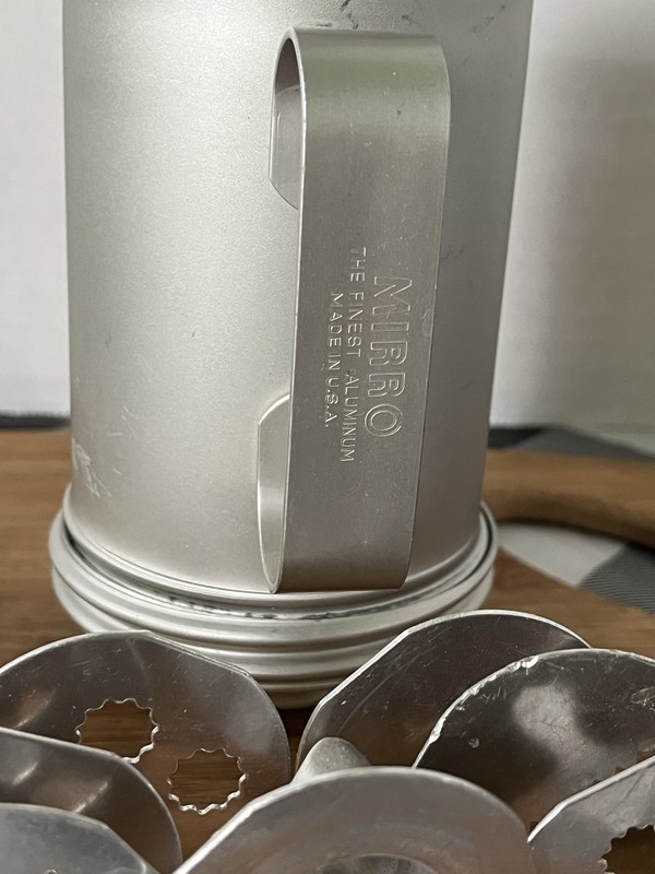 Vintage Mirro Cookie And Pastry Press Aluminum in original box 12 discs gallery