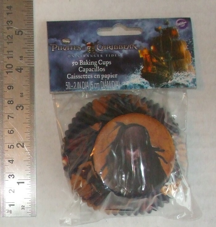 offic Pirates of the Caribbean 50 Baking Cups MUFFIN Cupcakes WILTON Johnny DEPP