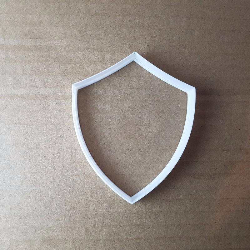 Shield Arms Plaque Armour Shape Cookie Cutter Dough Biscuit Pastry Fondant Sharp gallery