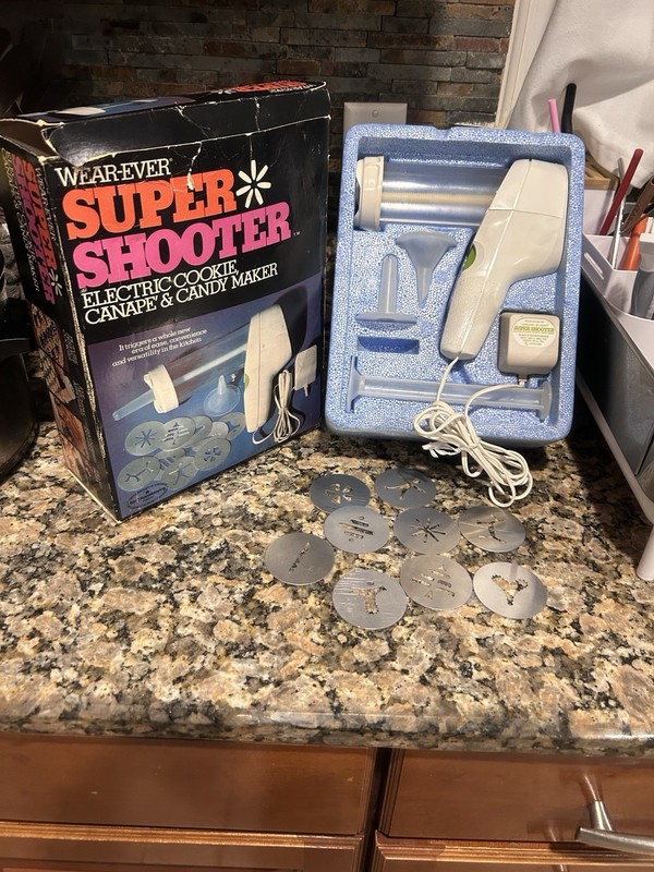 Vintage Wear-Ever Super Shooter ElectricCookie Canape Candy Maker Complete Works