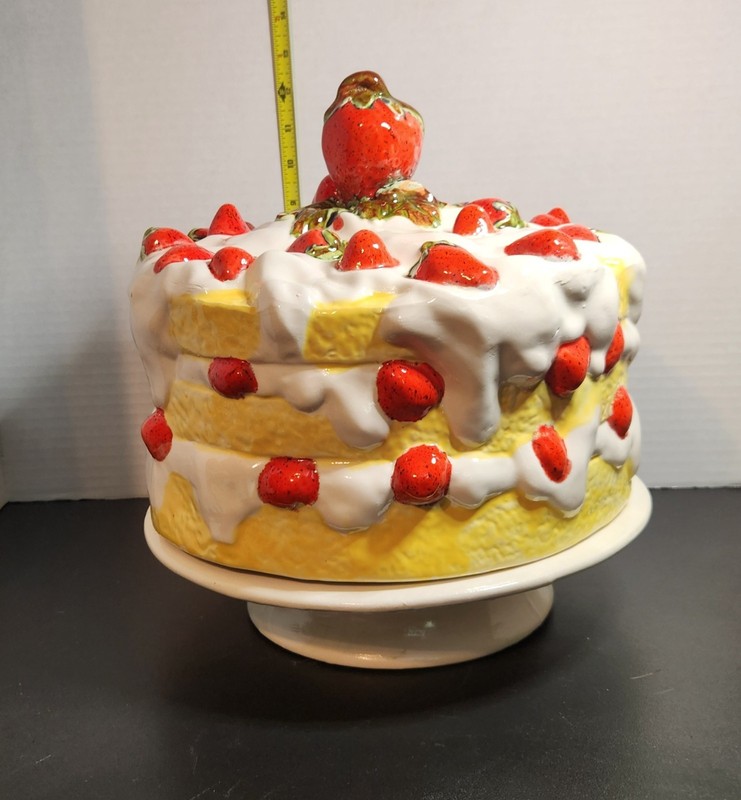 Vintage Spring Strawberry Shortcake Ceramic Cake Stand