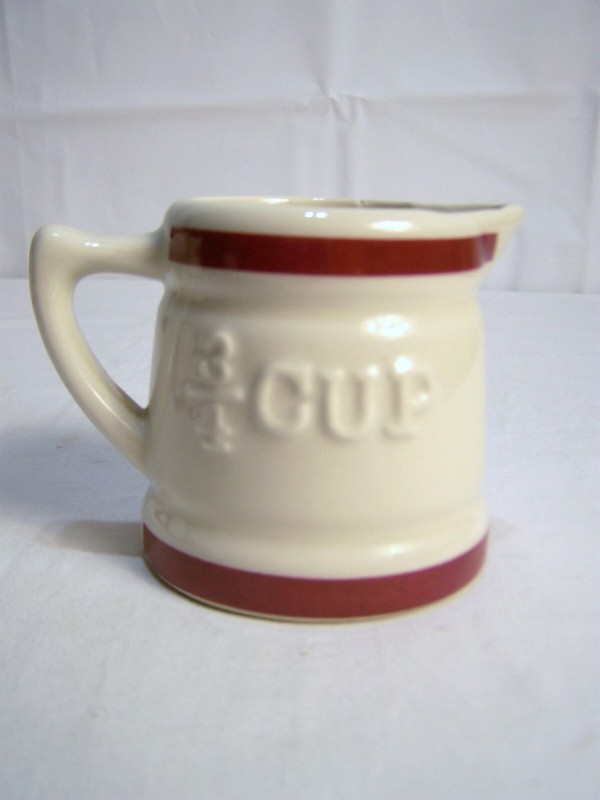 4 Piece Debbie Kingston Measuring Cups gallery