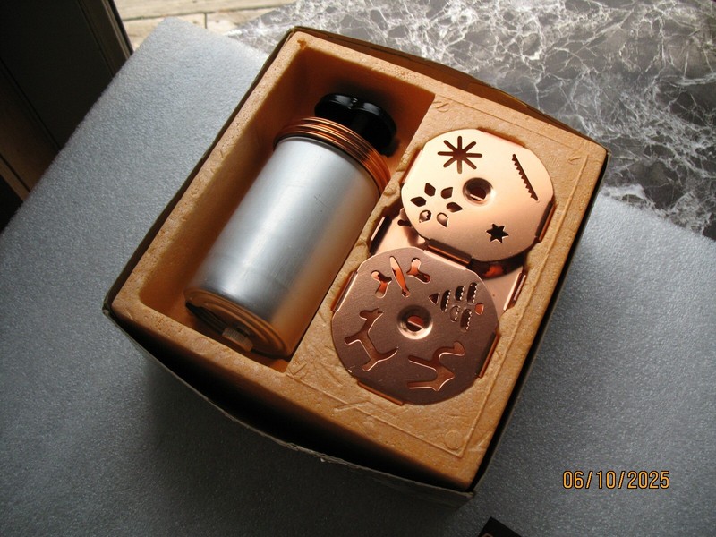 MIRRO DIAL-A-COOKIE, COOKIE PRESS, 3 DISCS & 12 PATTERNS