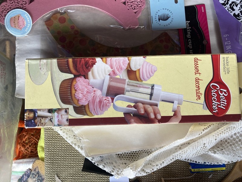 13 Piece Baking Bundle. It’s All New Except Pastry Wheel Missing Piece. gallery