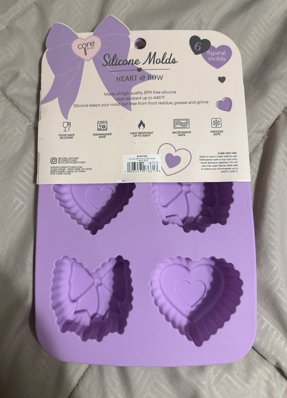 Silicone Molds Heart And Bow- 6 Molds – New- Valentine Day
