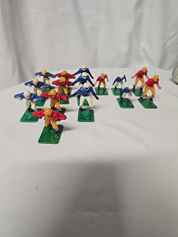 Vintage 1974 Set Of 15 Wilton Football Player Cake Topper Figures 1306-113