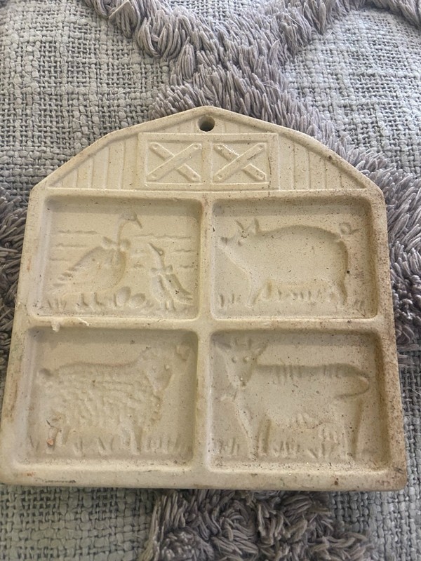1994 Pampered Chef Farmyard Friends Cookie Press