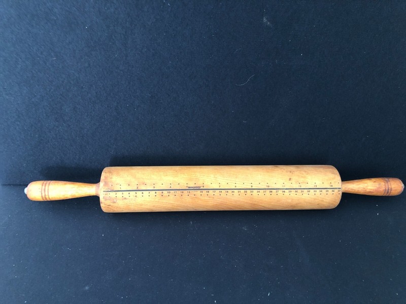 Rowoco Professional 28″ Wood Rolling Pin Made In Canada With Ruler Measurements