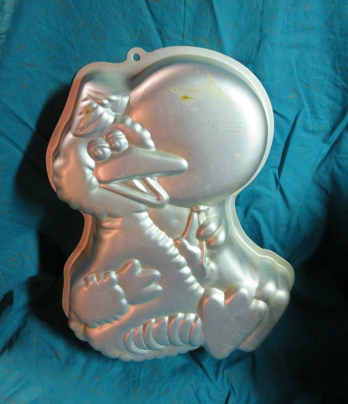 Wilton Big Bird With Balloon Birthday Cake Pan, 1983, 502-3401 Muppets
