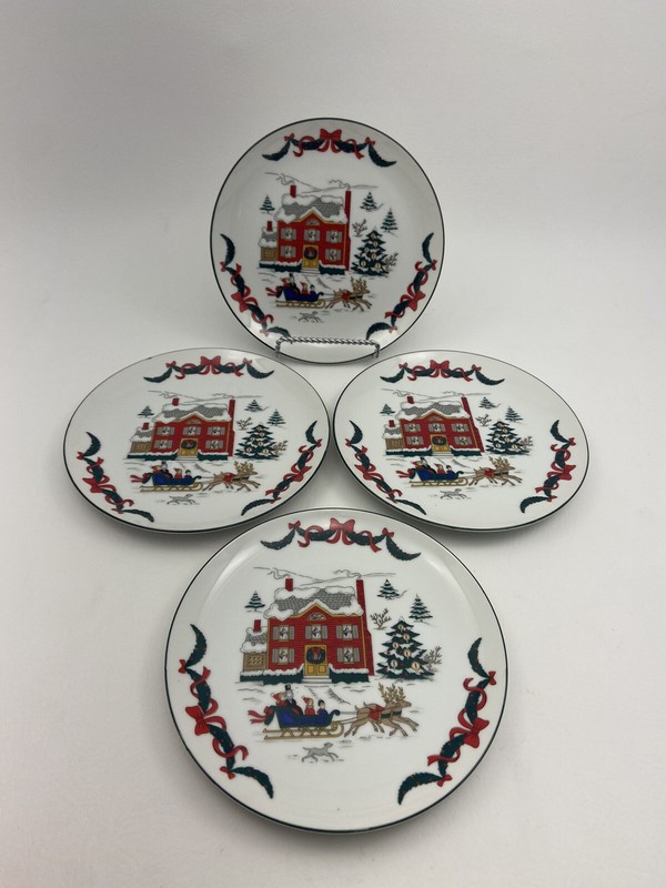Holiday Magic porcelain cake plates winter sleigh ride scene 4 in box Japan
