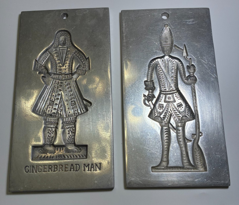 TWO Heavy METAL COOKIE MOLDS Williamsburg GINGERBREAD Hessian SOLDIER Baking Art