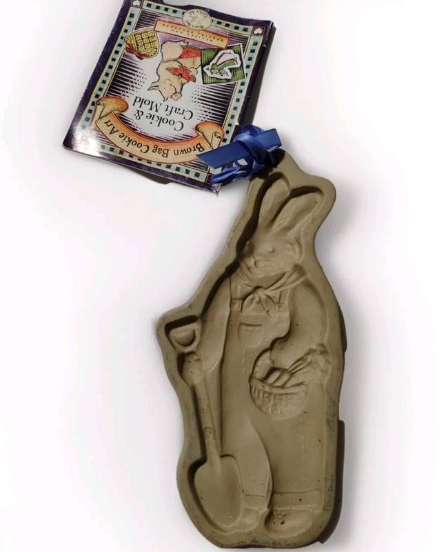 NWT Brown Bag Cookie Art, 1992 Hill Design, “Peter Rabbit” Cookie Mold