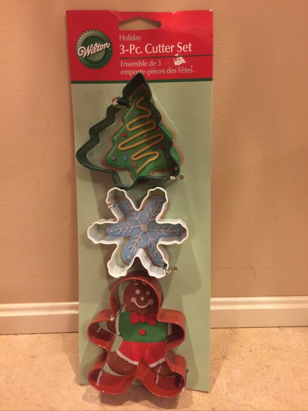 Wilton Snowflake, Tree and Gingerbread Boy 3 Piece Christmas Cookie Cutter Set