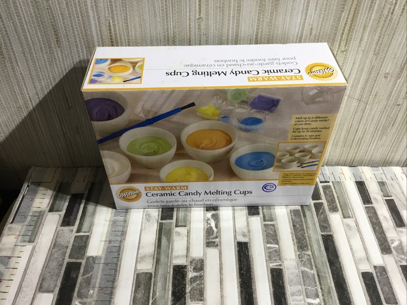 Wilton ~ STAY-WARM CERAMIC CANDY MELTING CUPS #1904-1067 - New - Microwavable