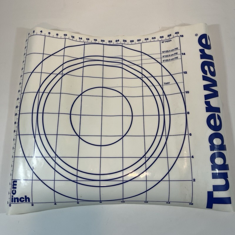 Tupperware Pastry Roll Up Mat Pie Tart Pizza Dough Vintage Blue White