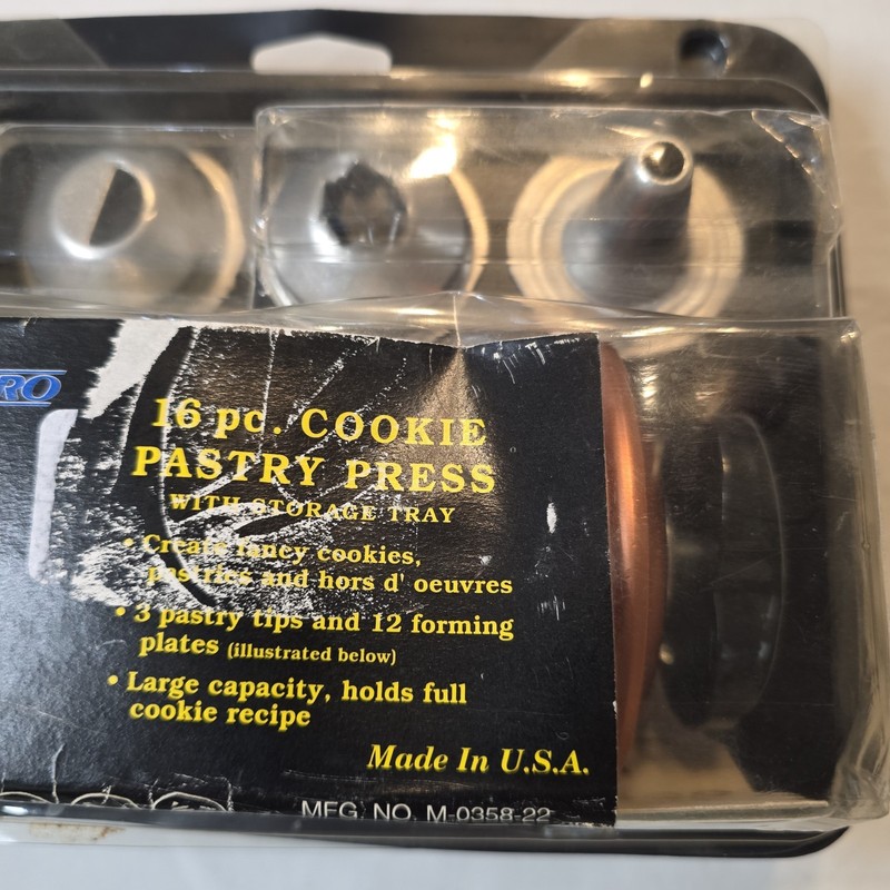 Mirro Cookie Pastry Press Maker 16 Pieces Made In USA M-0358-22 gallery