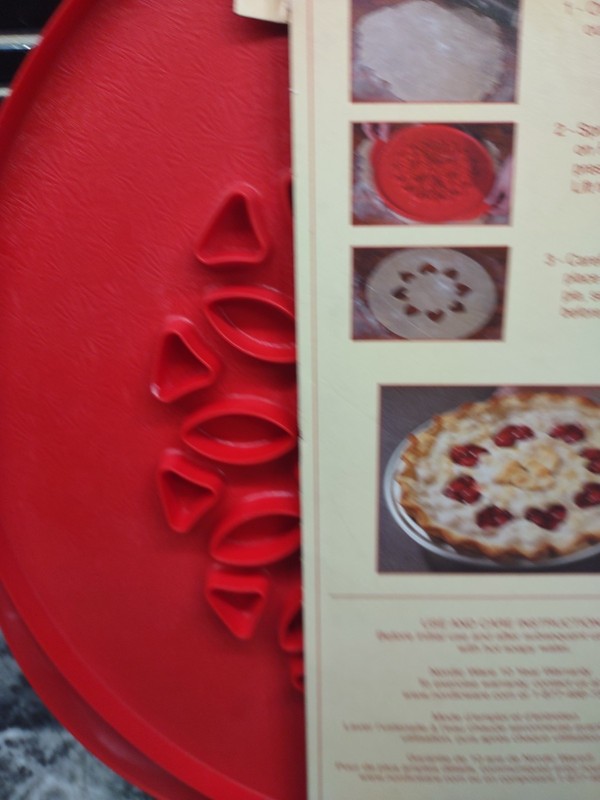 Nordic Ware & Rowoco Pie Top Cutters 3 patterns: Hearts, Lattice, Apples gallery