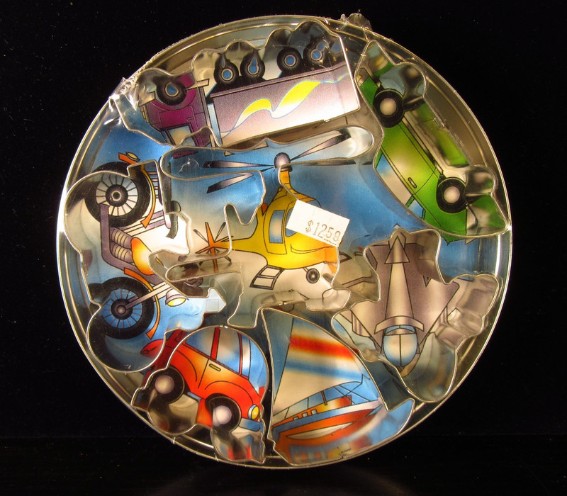 NOS Fox Run Transportation 7 Piece Cookie Cutter Set in Tin Sealed
