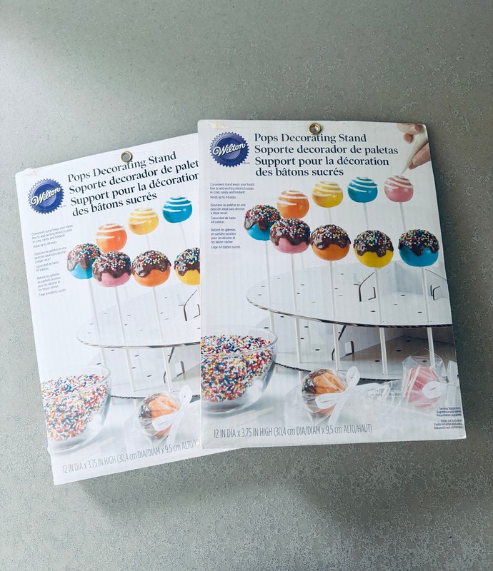 Wilton Cake Pop Decorating Stands(2) + Treat Sticks(100) Bundle – New & Unopened
