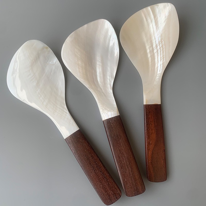 2x Wood Handle Cook Spoon Non-Stick Paddle Rice Serving Spoon Shell Shaped Decor