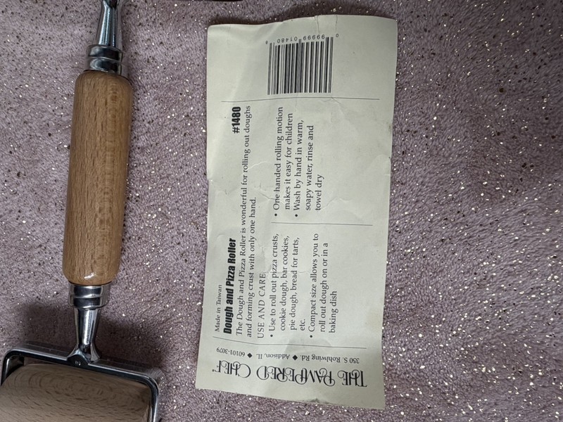PAMPERED CHEF Dough Pizza Wooden Bakers Roller #1480 UNUSED Perfect Rolling Pin gallery
