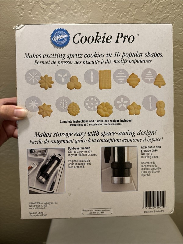 New Wilton Cookie Pro Cookie Press Set W/ 10 Stainless Steel Disks & Disc Storag gallery