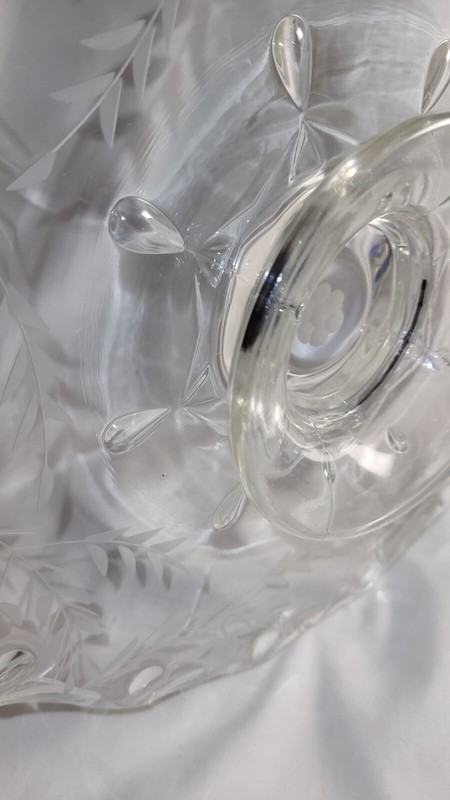 Etched Glass Scalloped Edge Clear Glass 12 inch Cake Stand gallery