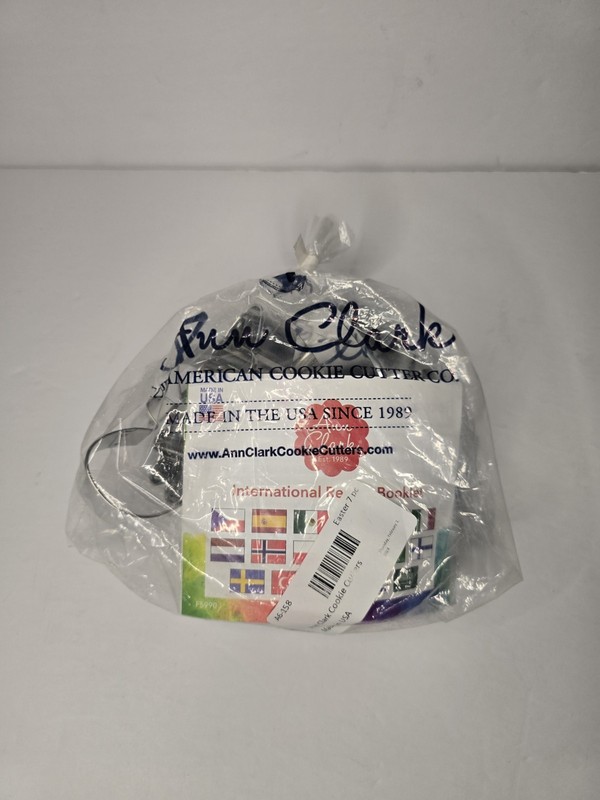 Ann Clark Cookie Cutters 7-Piece Easter Set