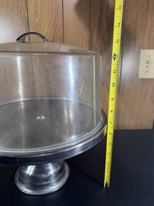 Winco- CKS 13-inch stainless steel round cake stand w/ a clear acrylic dome lid. gallery