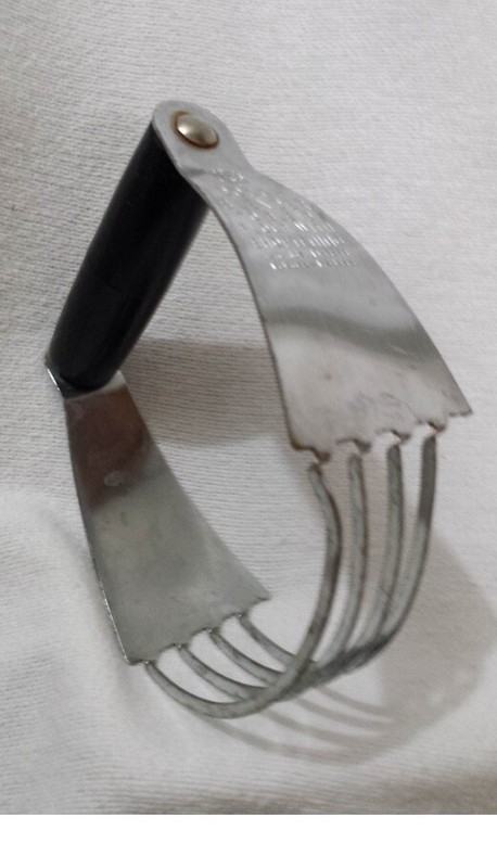 Ekco Dough Blender Pastry Cutter Kitchen Tool Stainless Black Plastic Handle USA